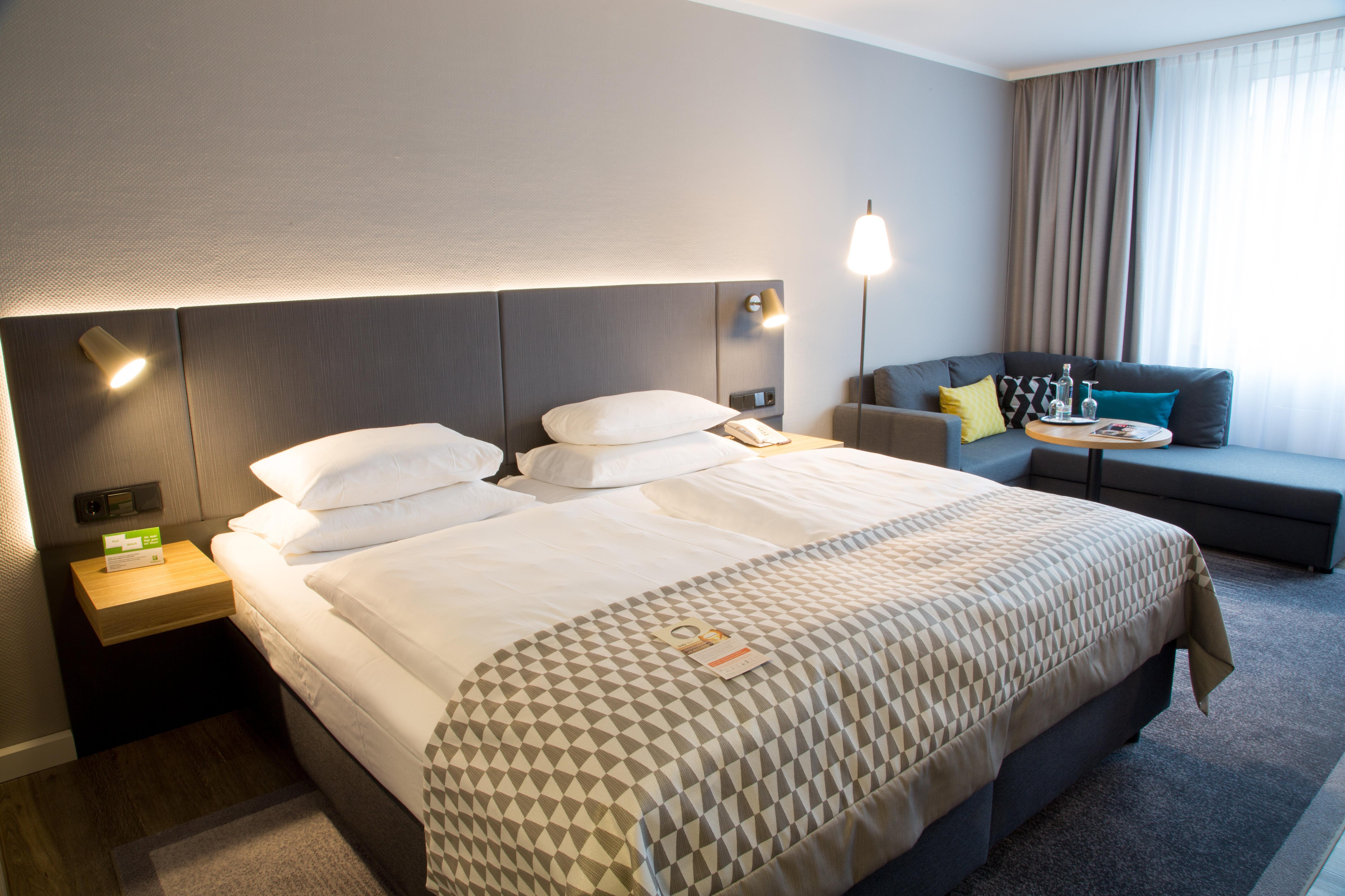 Holiday Inn Duesseldorf-Neuss By Ihg Exterior foto