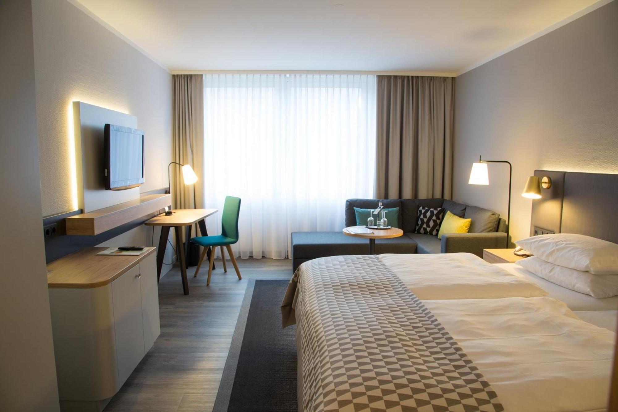Holiday Inn Duesseldorf-Neuss By Ihg Exterior foto
